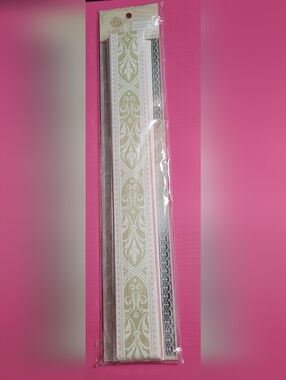 Anna Griffin Decorative 12" Diecut Borders.  Set Of 24.  (0598)